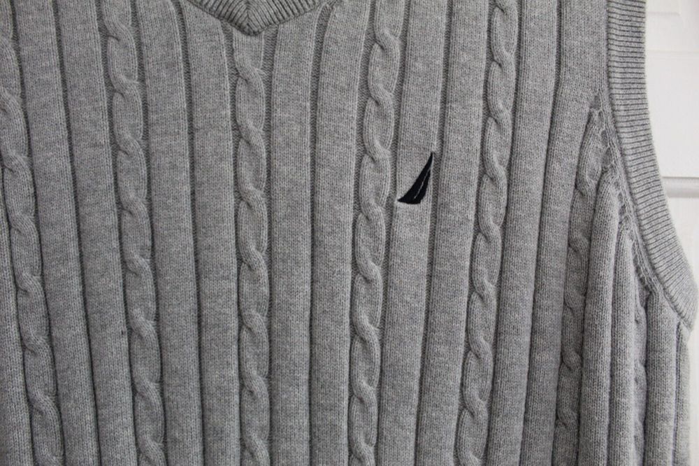 Nautica Mens Knitted Cable Tank Top Size large Grey chest  46 inch - Picture 2 of 5
